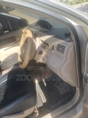 Toyota Raum 2003 Silver