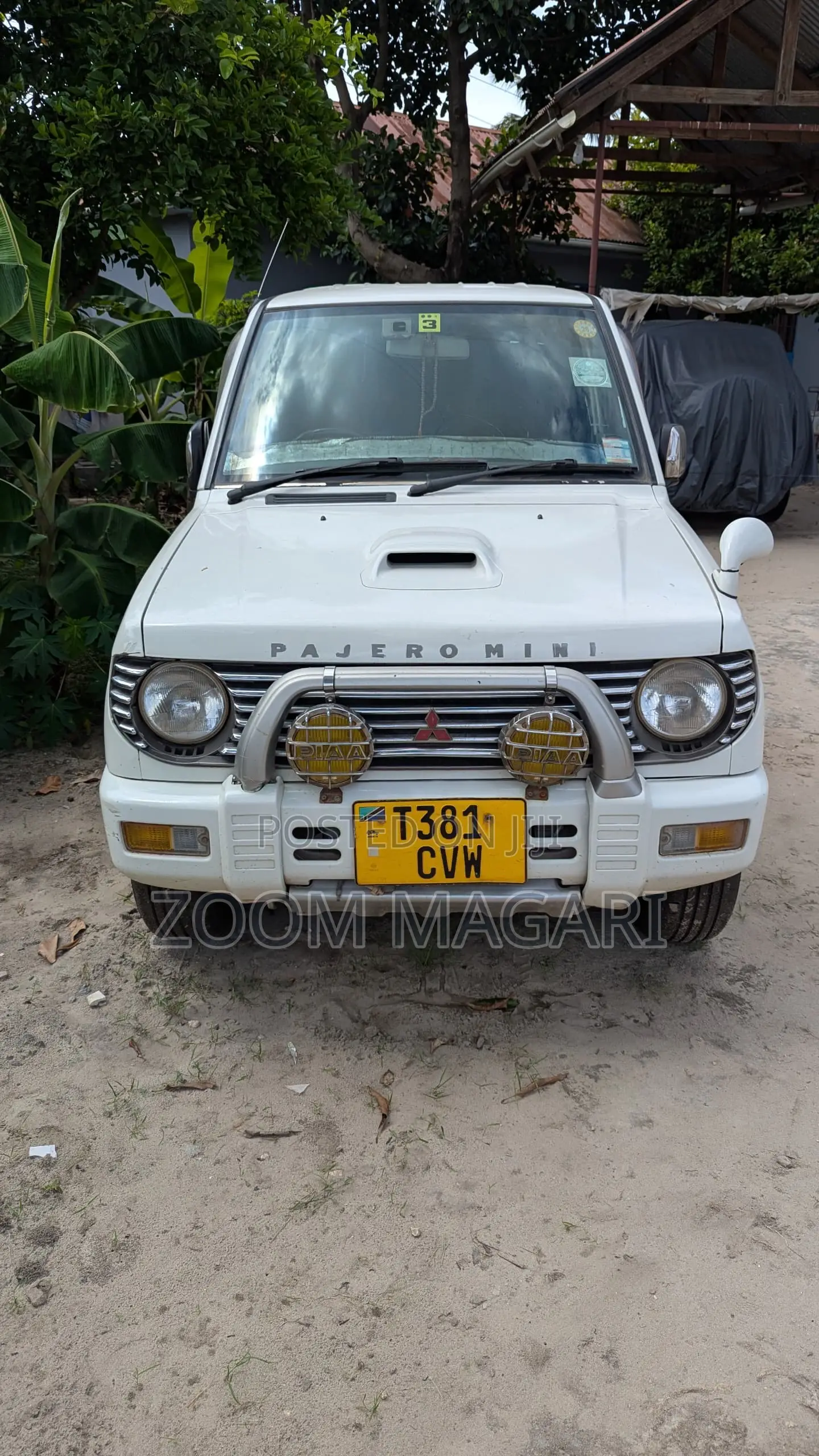 Mitsubishi Pajero Junior 1998 White