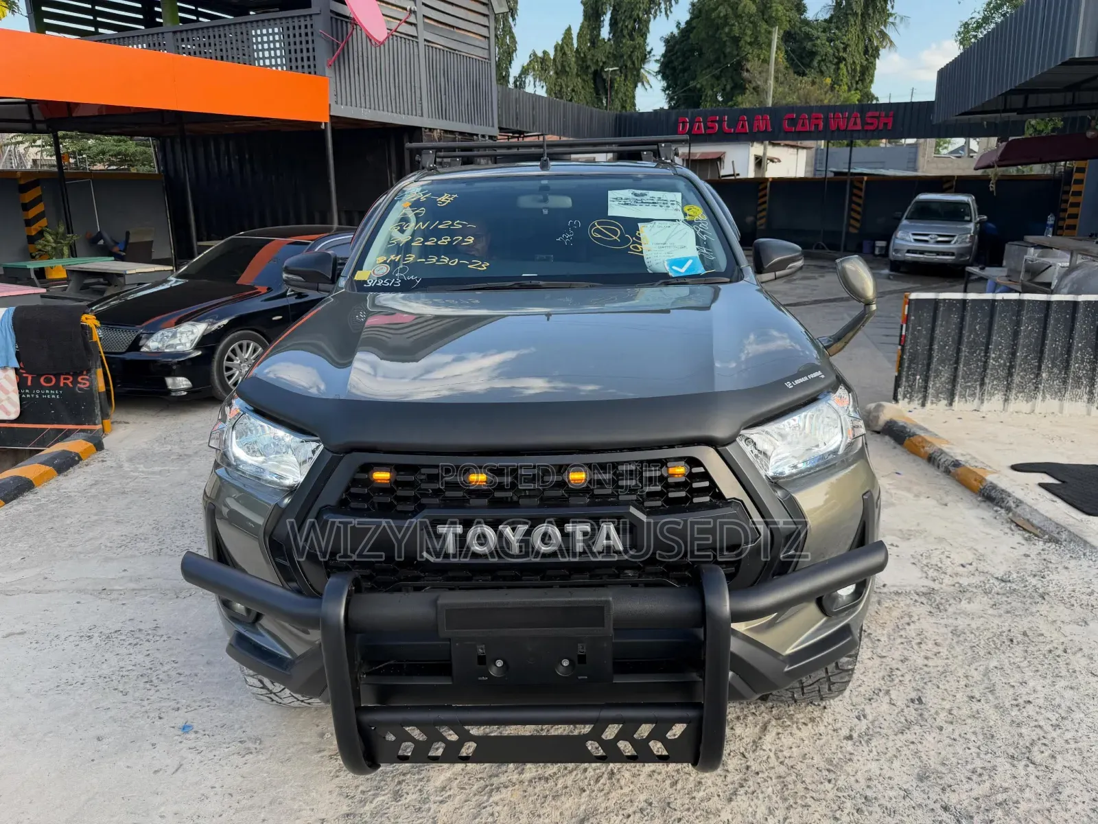 Toyota Hilux 2022 Gray