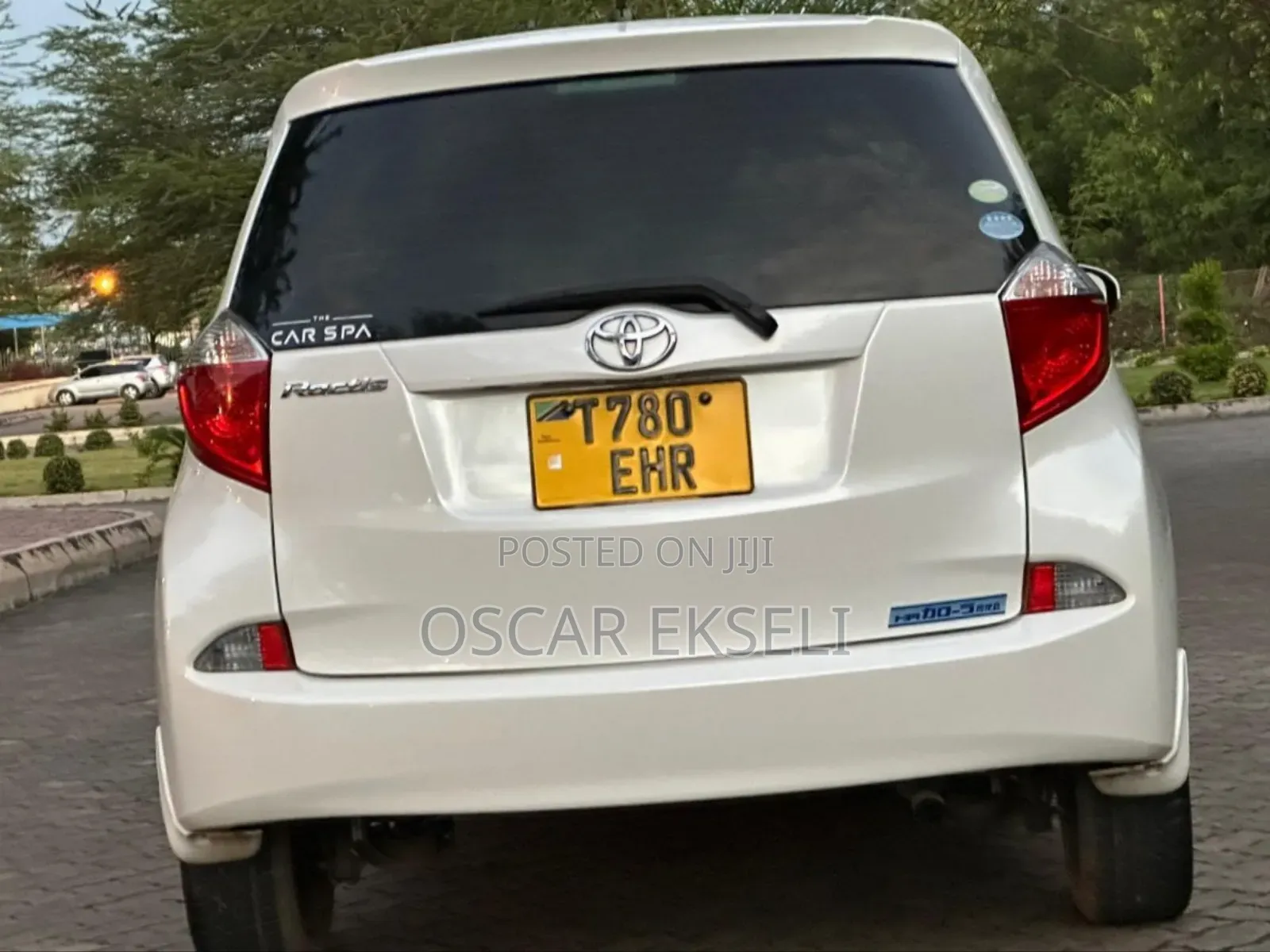 Toyota Ractis 2012 White