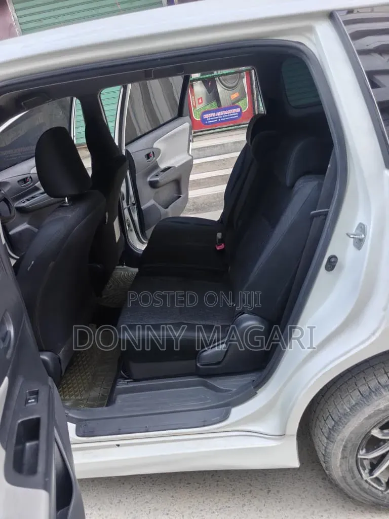 Toyota Wish 2010 White