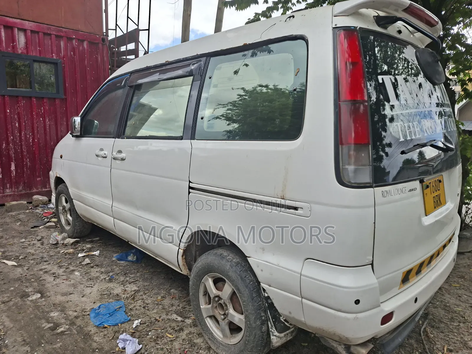 Toyota Noah 2.0 FWD (8 Seater) 2005 White