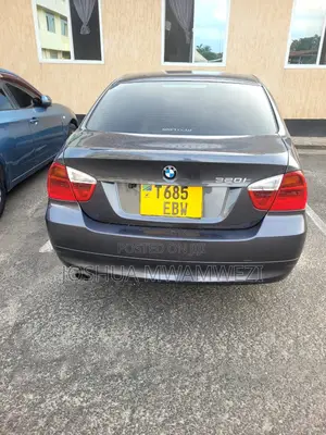 BMW 3 Series 330i RWD 2014 Black
