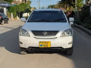 Toyota Harrier 2006 White