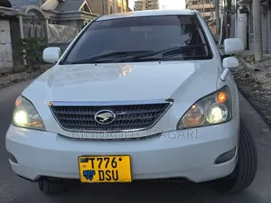Toyota Harrier 2006 White