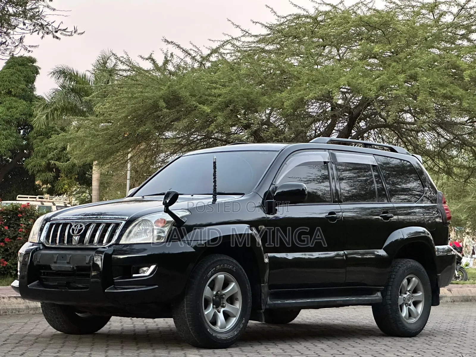 Toyota Land Cruiser Prado 2008 Black