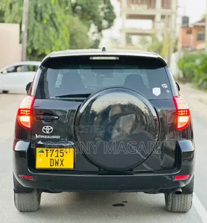 Toyota Vanguard 2010 Black