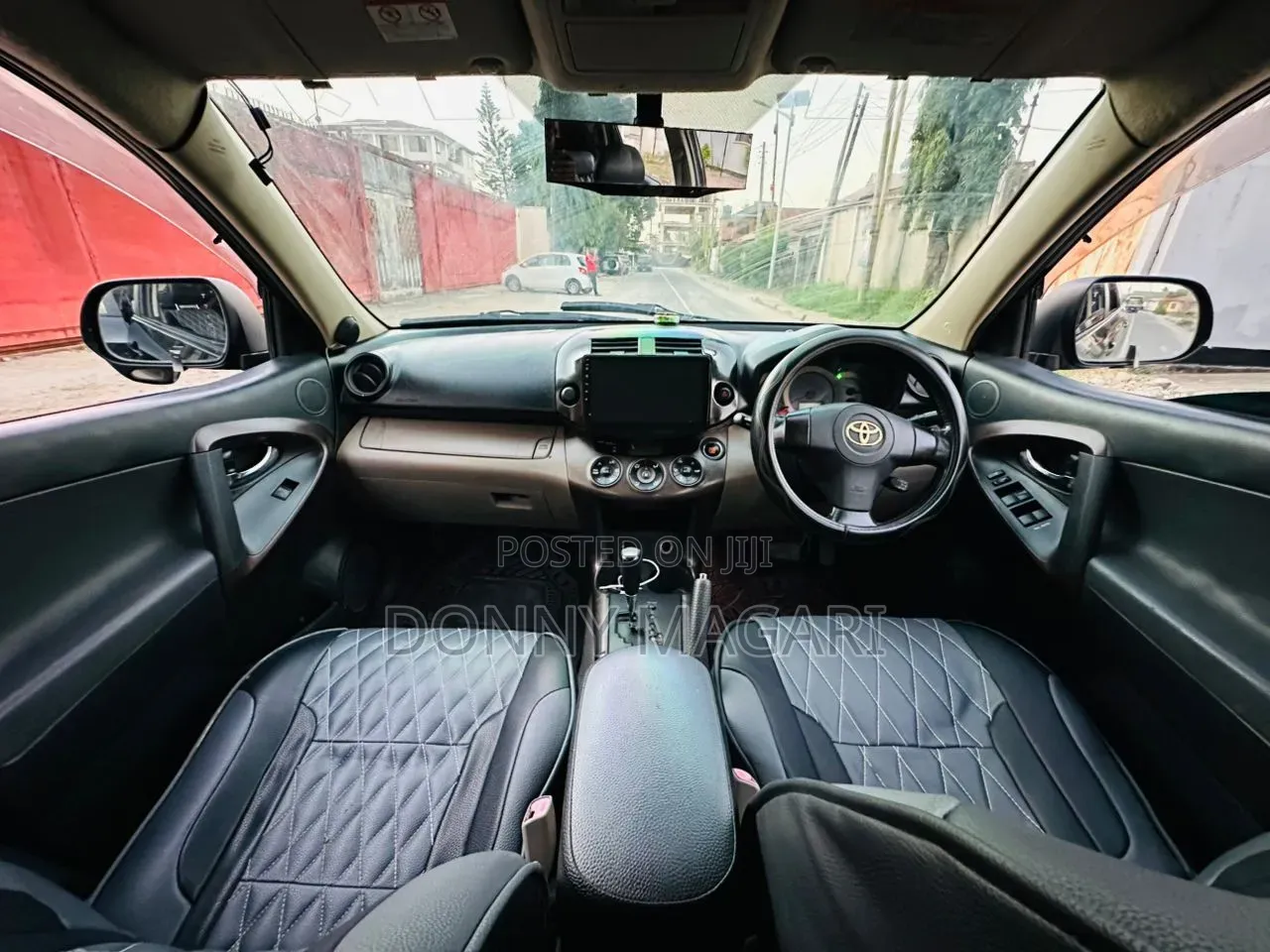 Toyota Vanguard 2010 Black