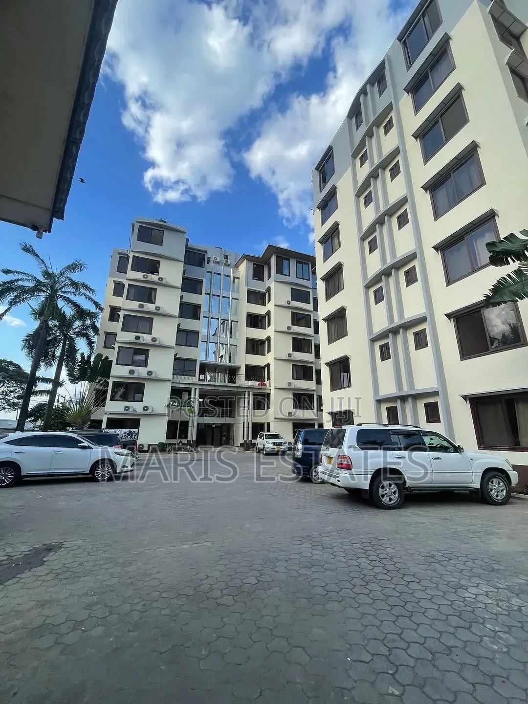 Furnished 2bdrm Penthouse in Mikocheni for rent