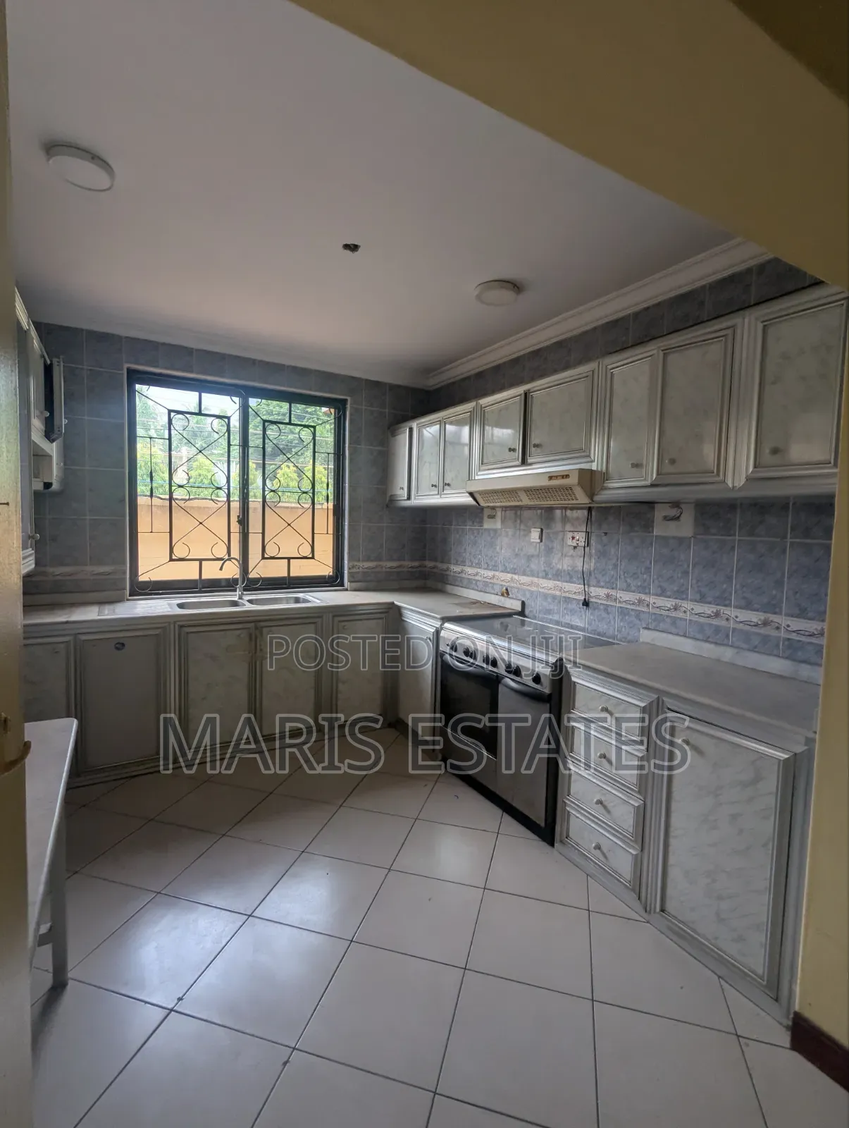 Furnished 4bdrm Villa in Mikocheni for rent