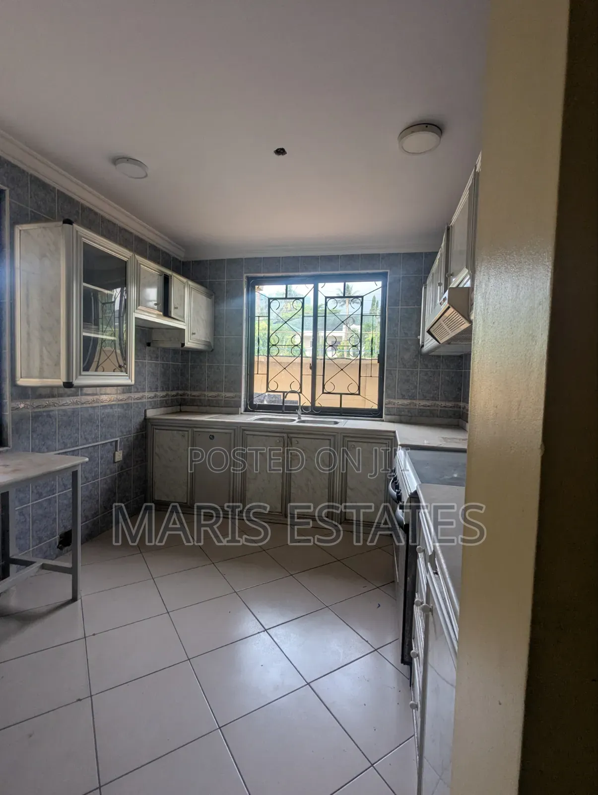 Furnished 4bdrm Villa in Mikocheni for rent