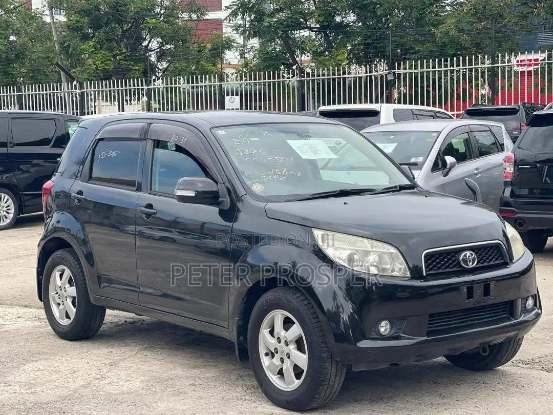 Toyota Rush 1.5 AWD 2006 Black