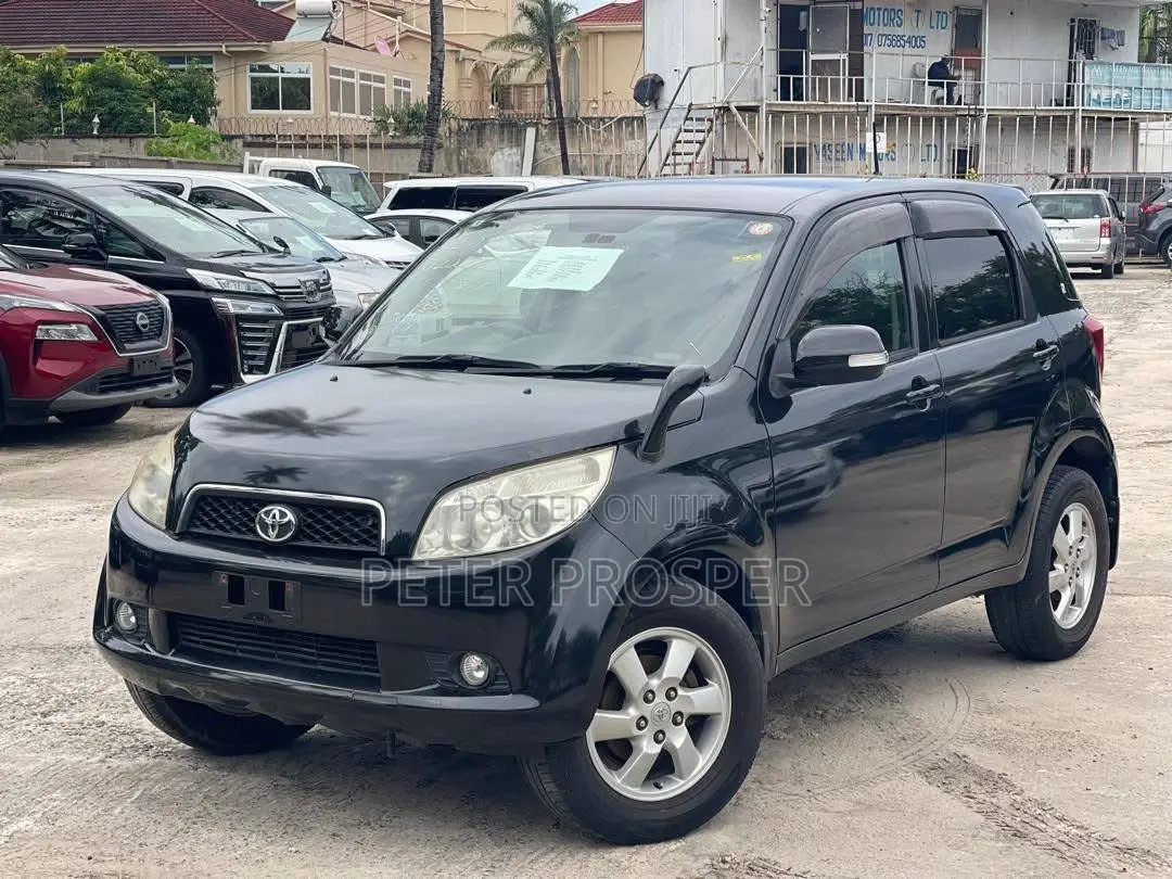 Toyota Rush 1.5 AWD 2006 Black