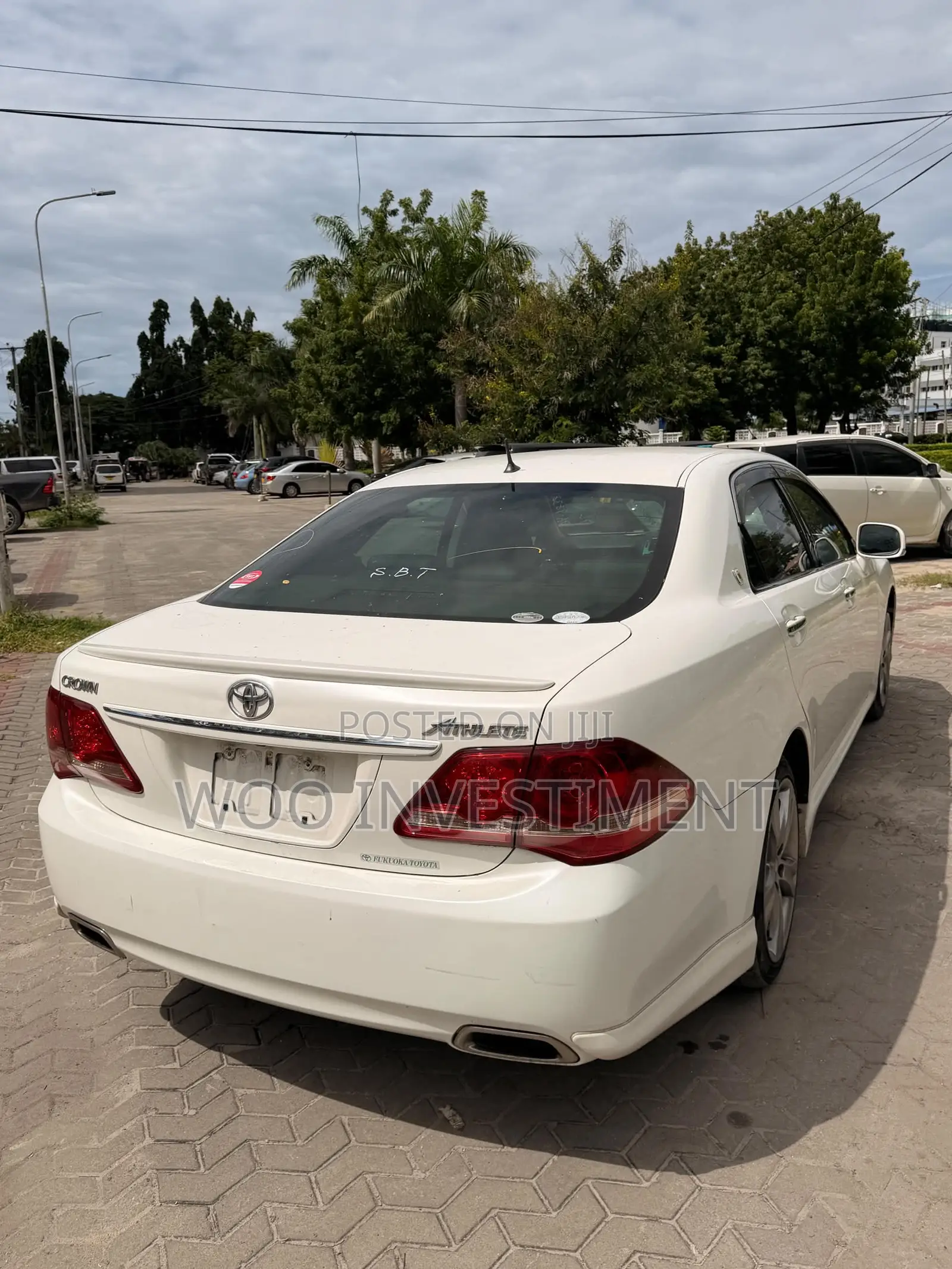 Toyota Crown 2009 White