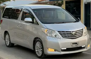 Toyota Alphard 2009 Silver