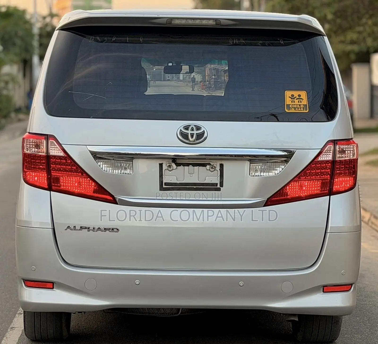 Toyota Alphard 2009 Silver