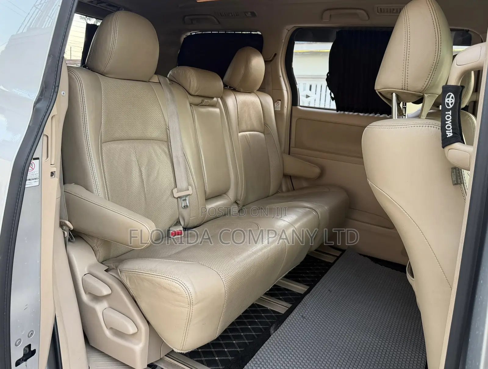 Toyota Alphard 2009 Silver