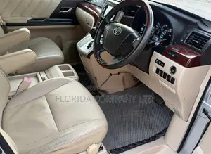 Toyota Alphard 2009 Silver