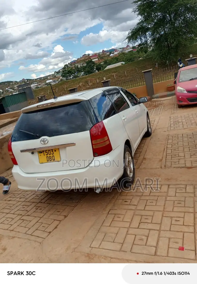 Toyota Wish 2006 White
