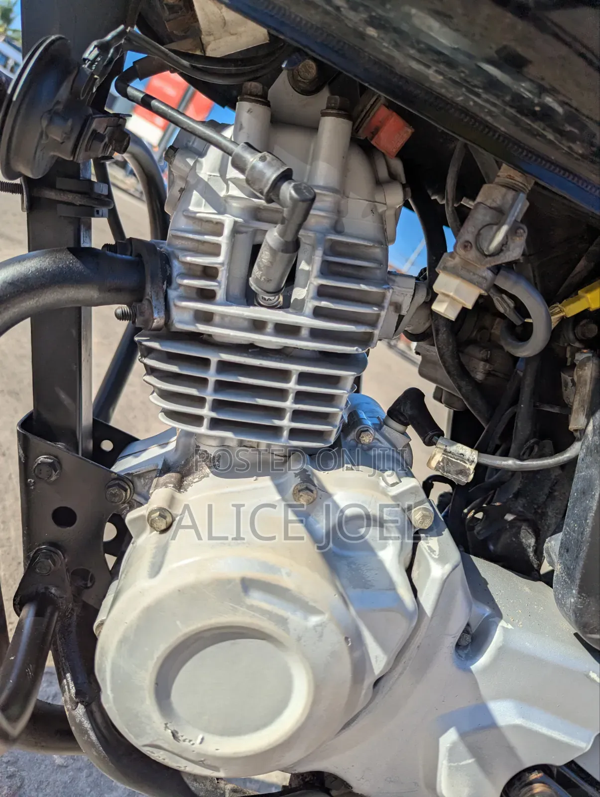 Bajaj Boxer X125 2025 Black