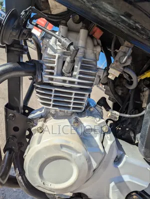 Bajaj Boxer X125 2025 Black