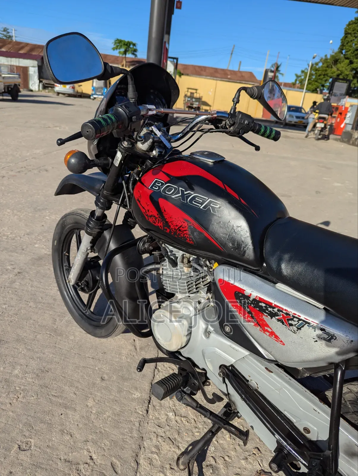 Bajaj Boxer X125 2025 Black