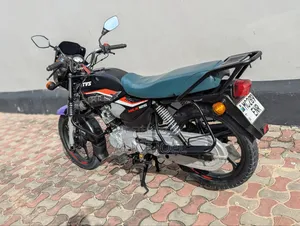 TVS HLX 125 2025 Black