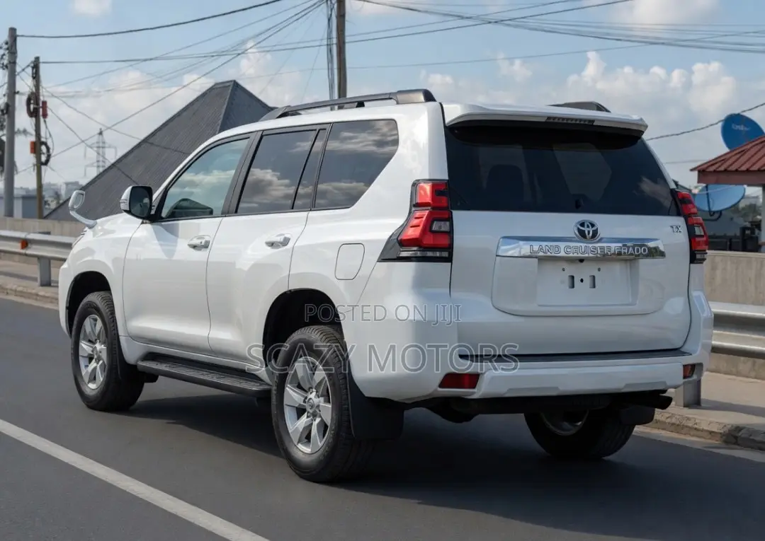 Toyota Land Cruiser Prado 2020 Off white