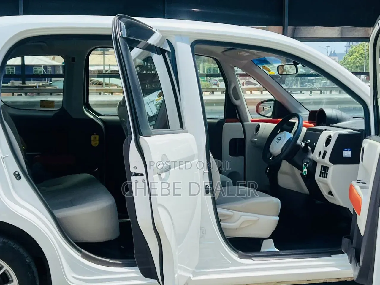 Toyota Porte 1.5 AWD 2014 White