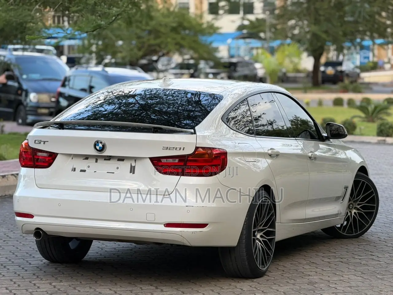 BMW 320i 2014 White