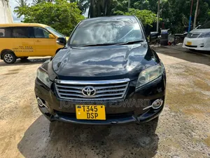 Toyota Vanguard 2010 Black
