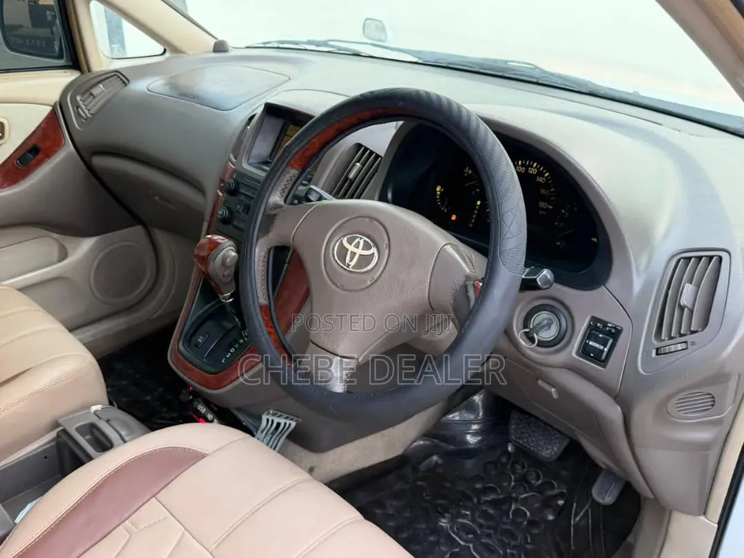 Toyota Harrier 2003 White