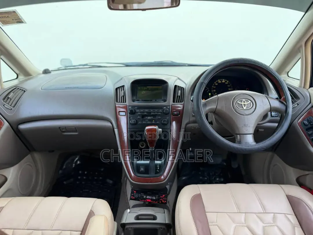 Toyota Harrier 2003 White