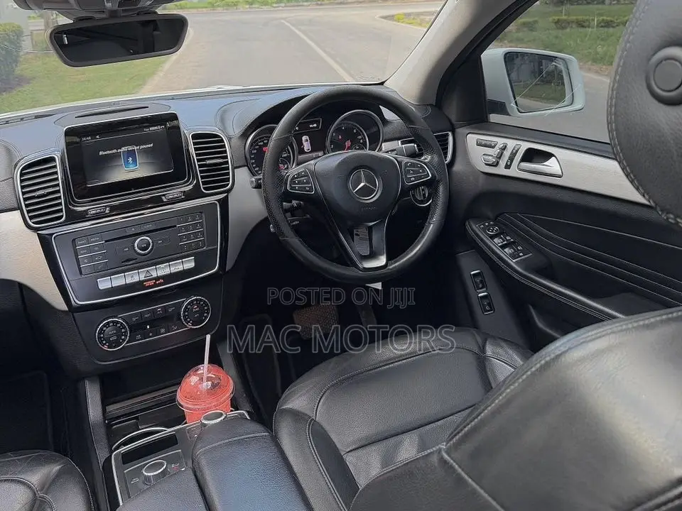 Mercedes-Benz GLE-Class GLE 350d 4MATIC 2017 White