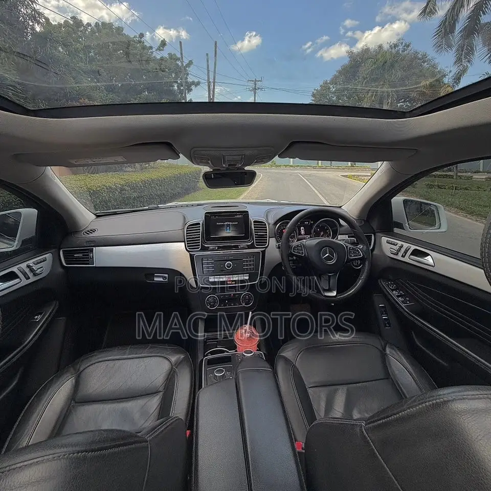 Mercedes-Benz GLE-Class GLE 350d 4MATIC 2017 White