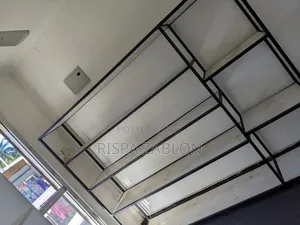 Shelf La Dukani