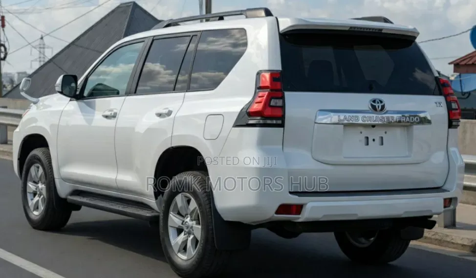 Toyota Land Cruiser Prado 2020 White