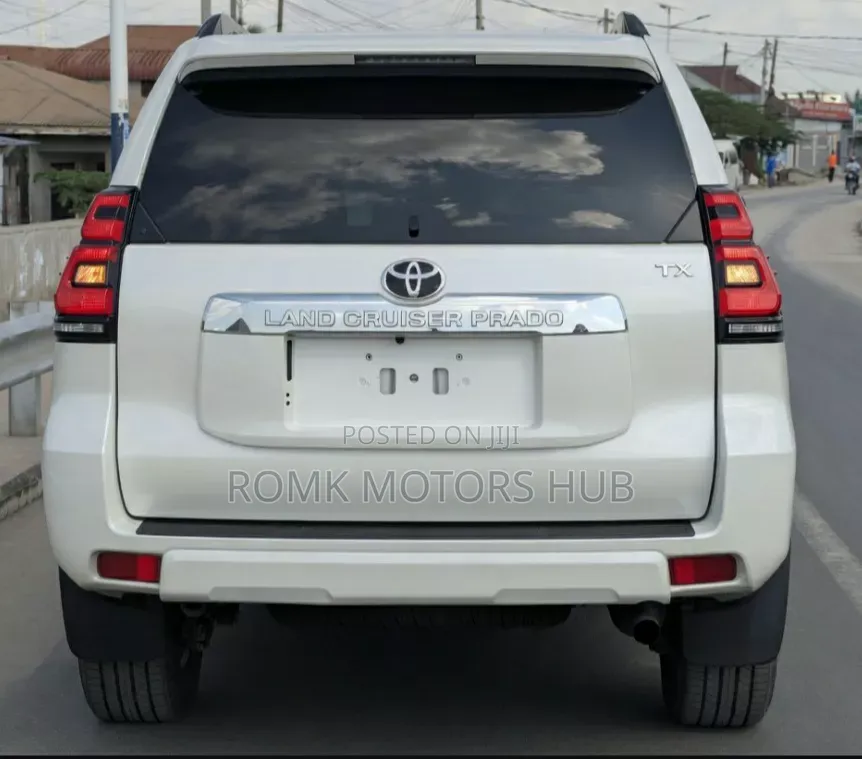 Toyota Land Cruiser Prado 2020 White