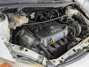 Toyota IST 2005 White