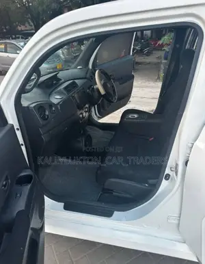 Toyota bB 2009 White