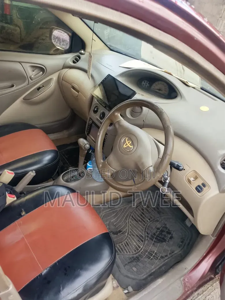 Toyota Platz 2002 Brown