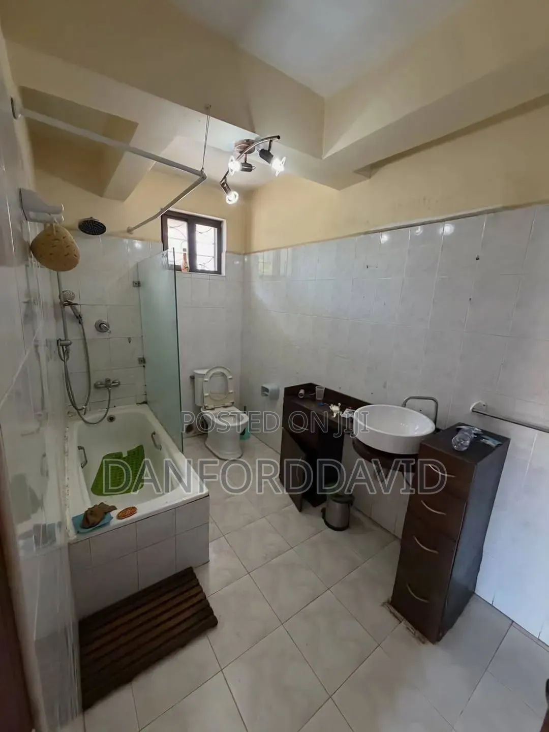 5bdrm House in Kahwa Real Estate, Masaki for rent