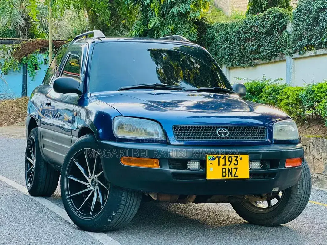 Toyota RAV4 Base 4x4 1999 Blue