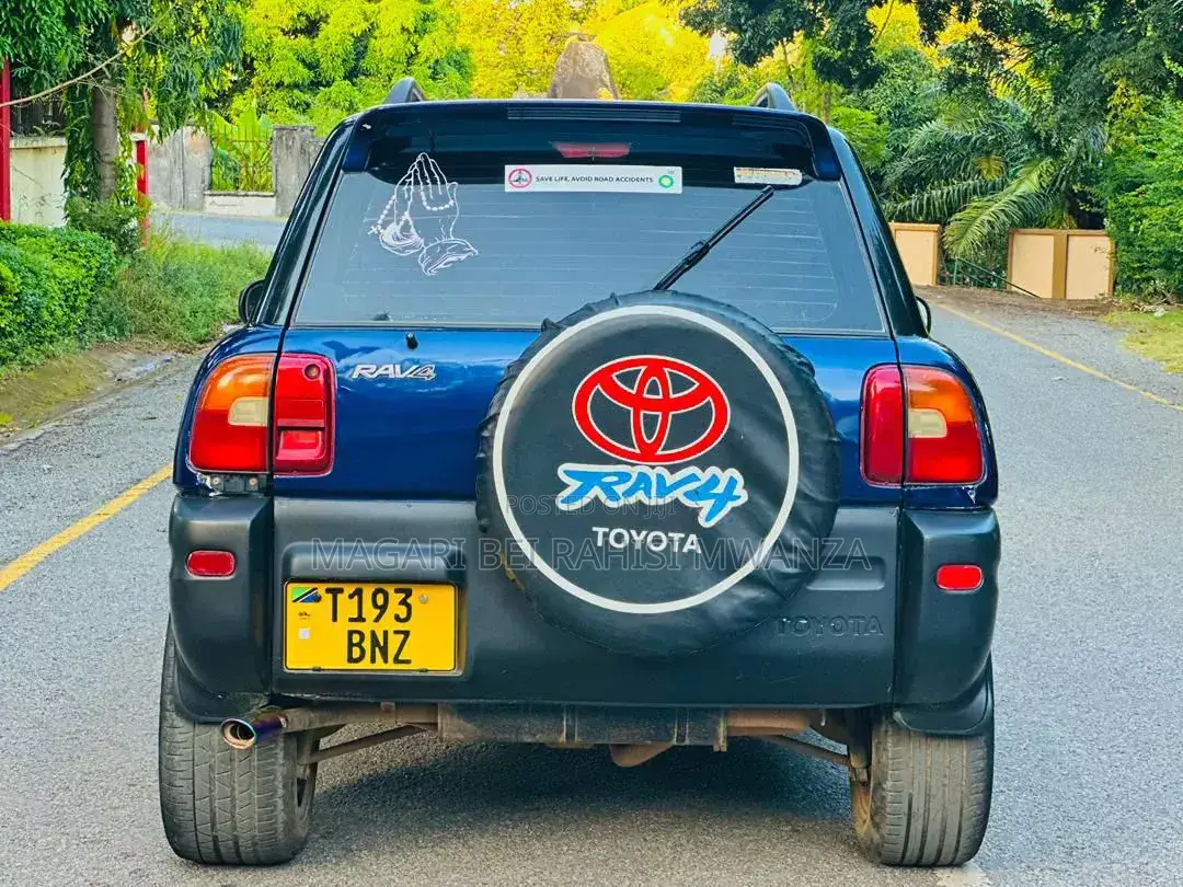 Toyota RAV4 Base 4x4 1999 Blue
