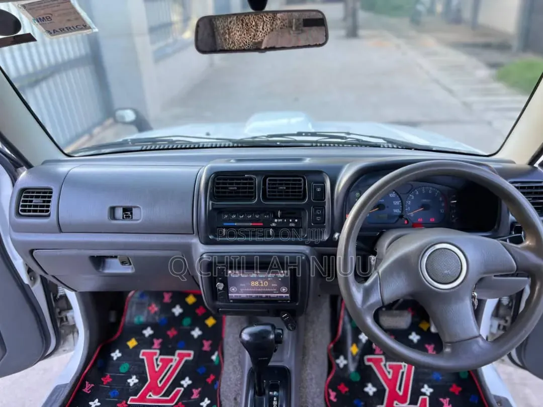 Suzuki Jimny 1999 White