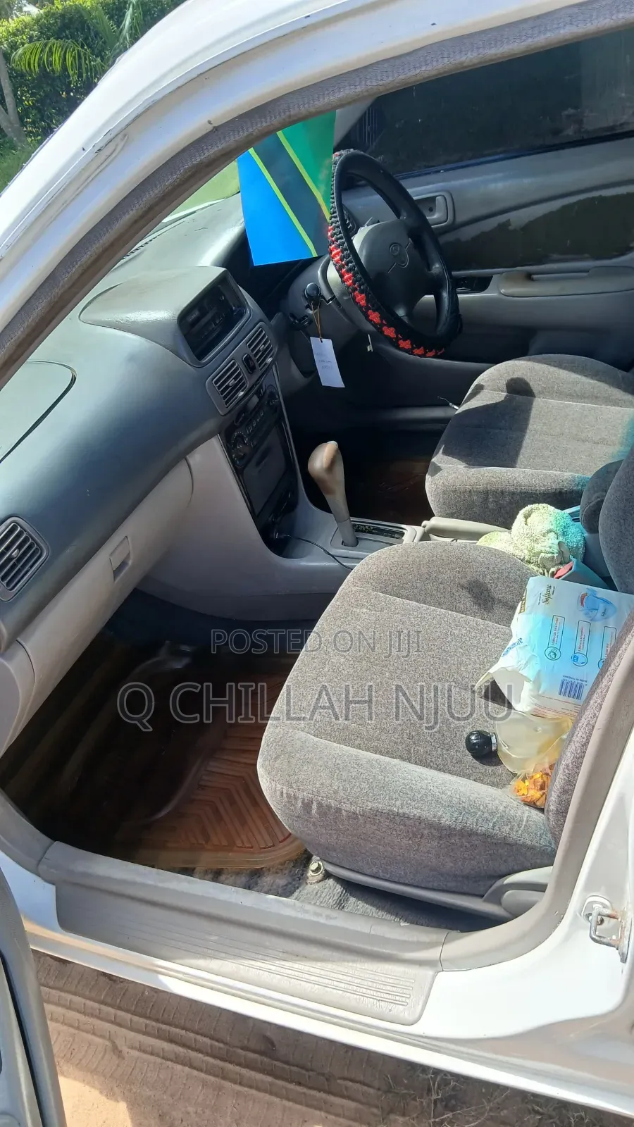 Toyota Corolla 1999 White
