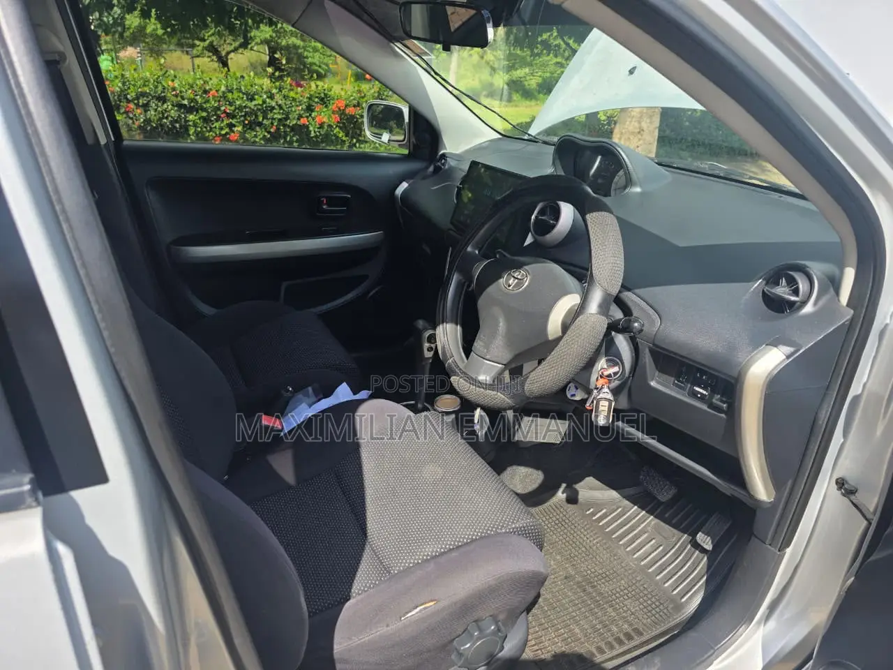 Toyota IST 2005 Silver