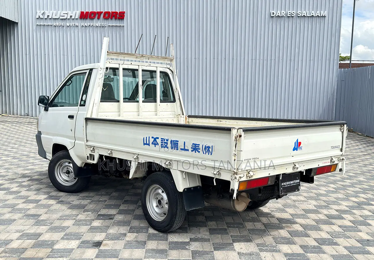 Toyota Townace 2002 White