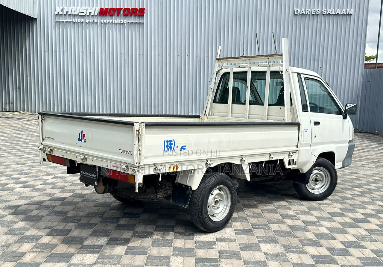 Toyota Townace 2002 White