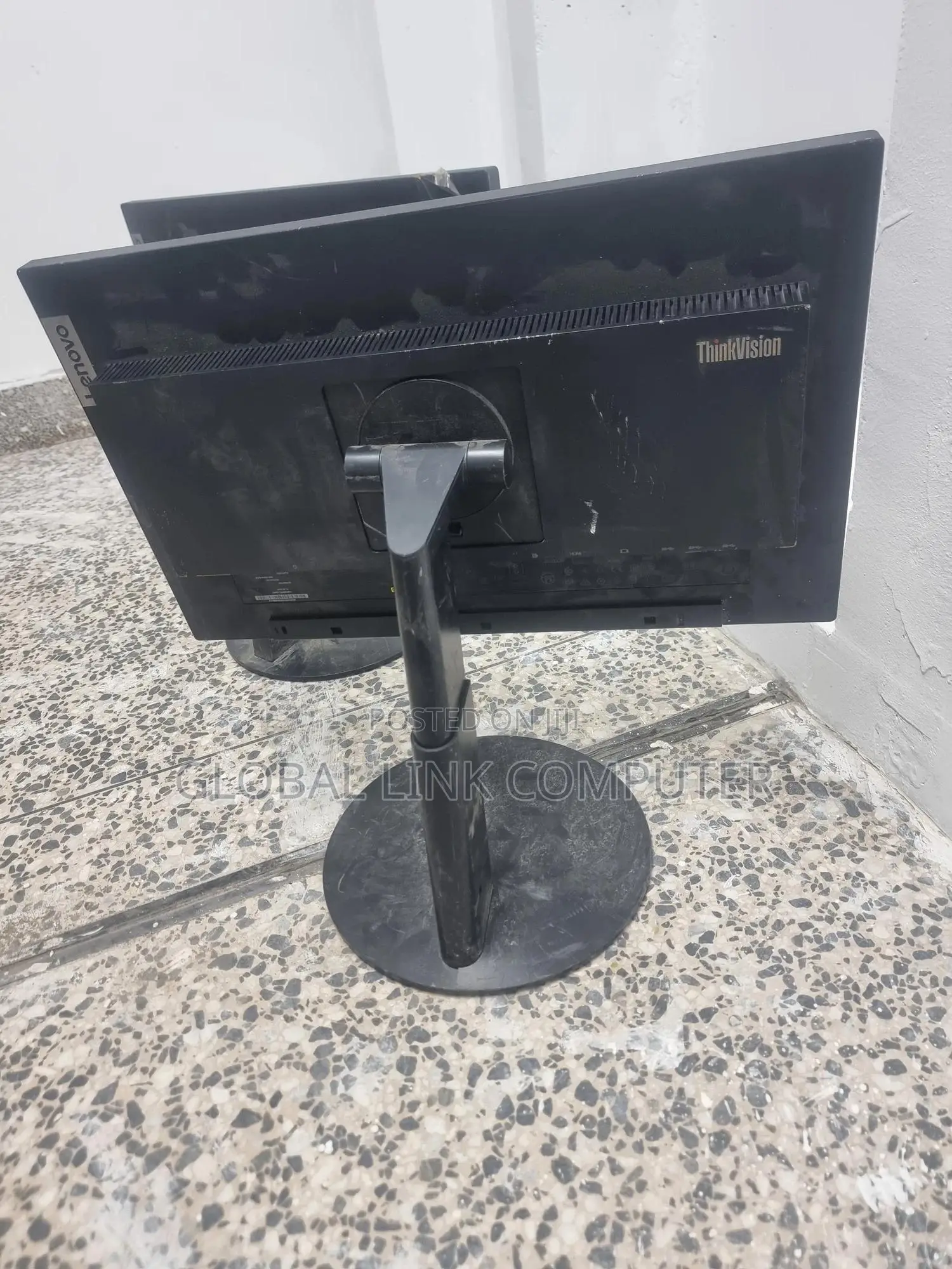 Lenovo Thinkvision Frameless Monitor